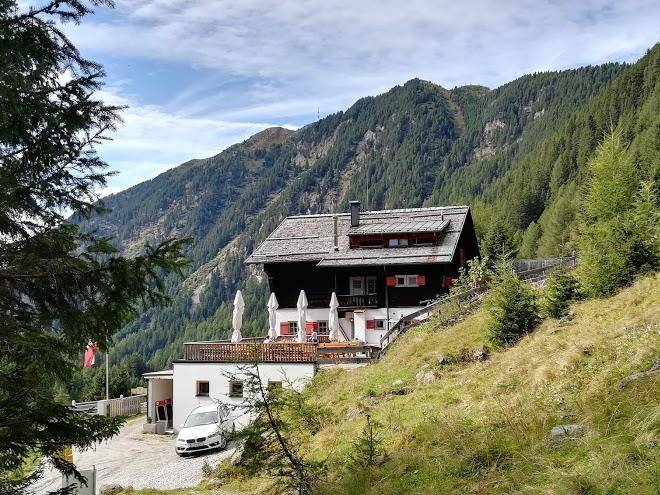 Meisner haus alpenvereinshutte