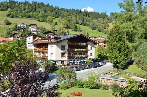 Hotel & pension klausenhof hopfgarten wildschonau