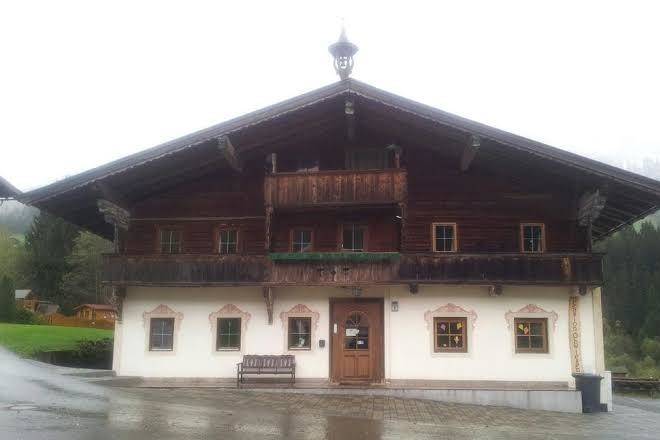 Pension obwiesen