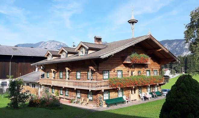 Pfaringhof mit gastehaus vroni