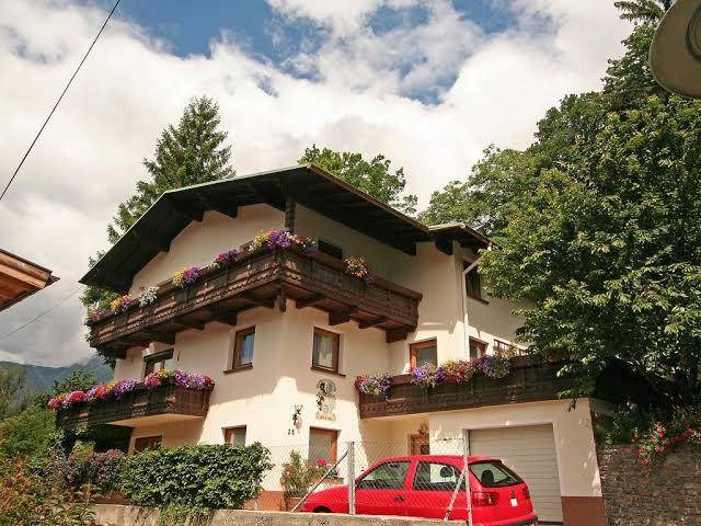 Haus pesjak
