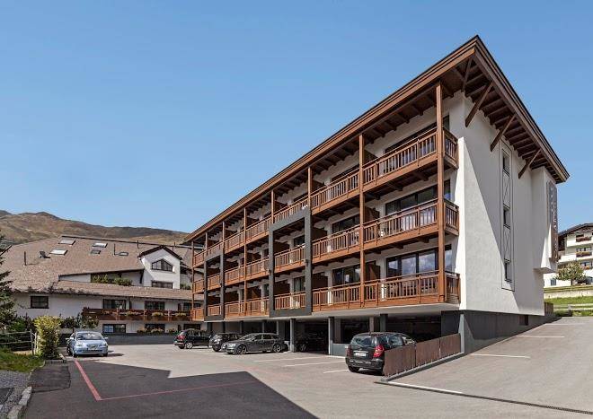 Hotel chesa monte