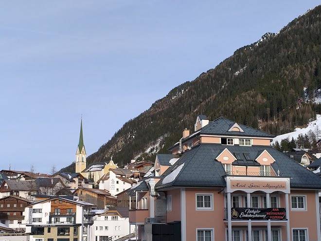 Hotel garni alpengluhn