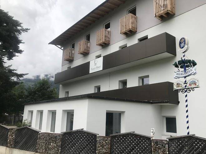 Falken horst lienz