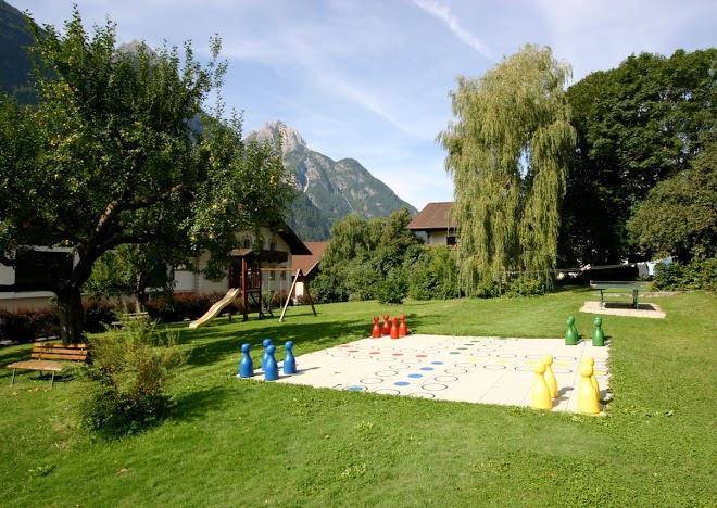 Spiele und buchhotel tschitscher