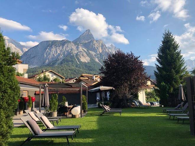 Der grune baum hotel