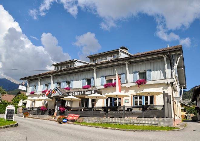 Hotel gasthof goldenes lamm