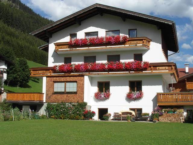Pension haus bergkristall