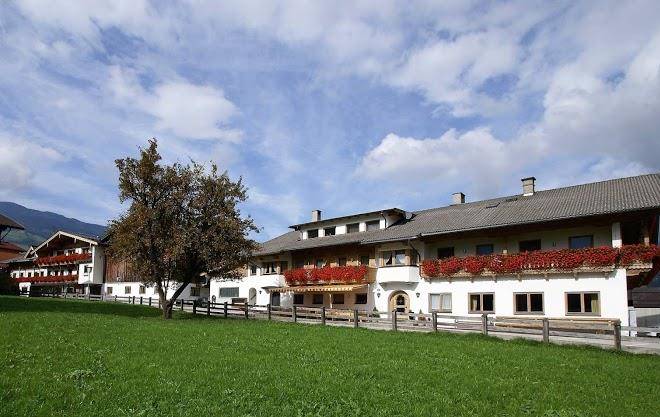 All inklusive hotel bachmayerhof uderns im zillertal