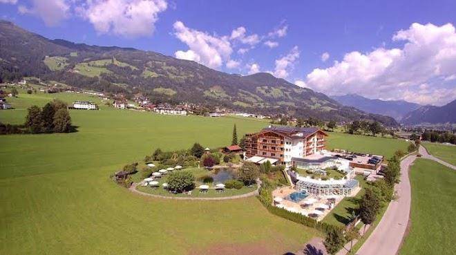 Sport und wellnesshotel held im zillertal