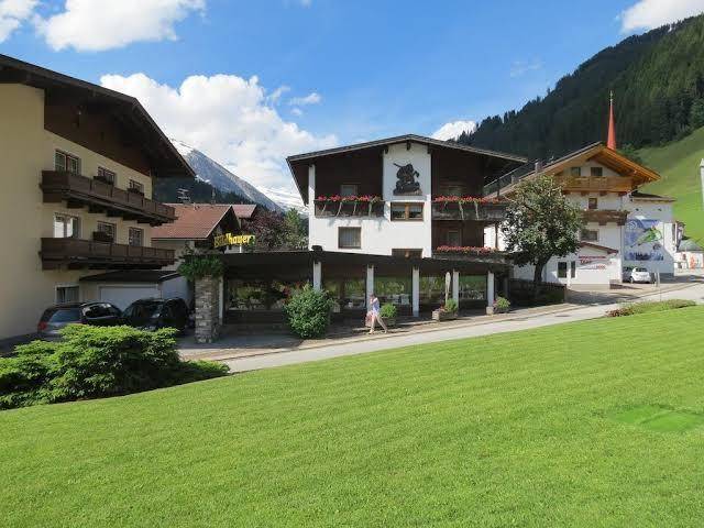 Tuxerhaus