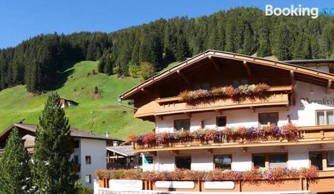 Pension bergkristall urlaub mit fruhstuck in tux lanersbach