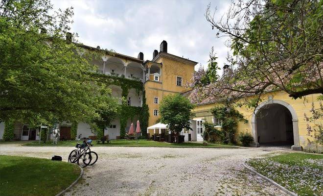 Gastehaus schloss aschach