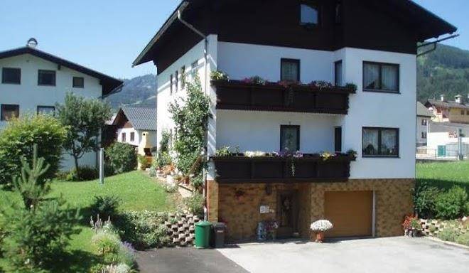 Ferienwohnungen zieher