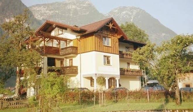 Haus im wiesengrund