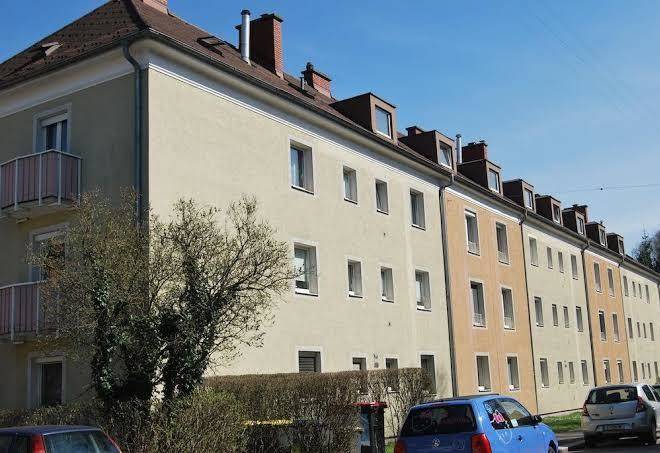 Linz sunny