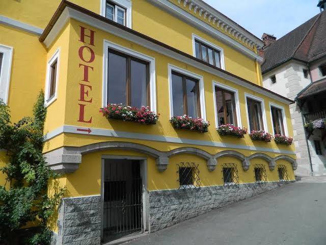 Goldenes kreuz