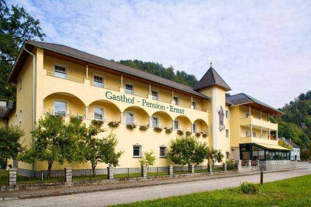 Gasthof Landhotel Ernst Image