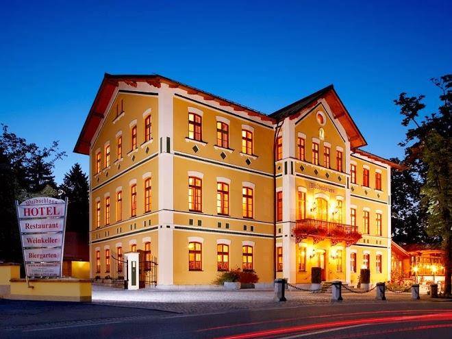 Hotel & restaurant waldschloss