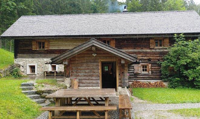Almhutte