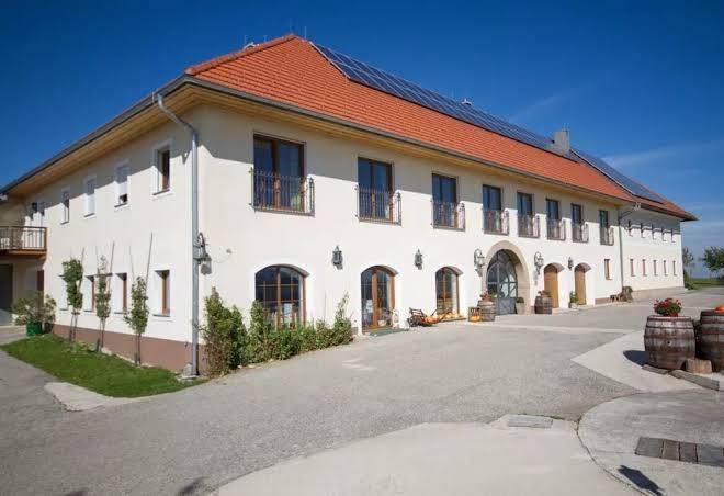 Hochhubergut