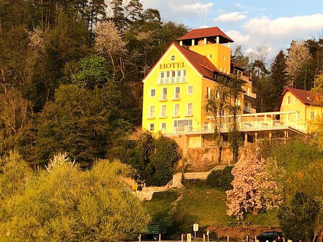 Faustschlossl hotel restaurant