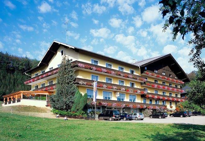 Hotel schneeweiss gast hof laden schneeweiss
