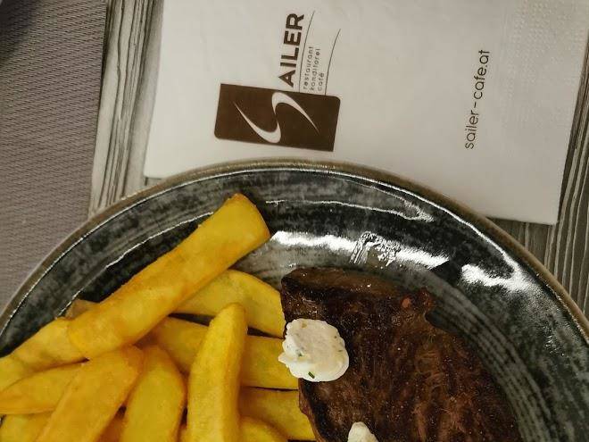 Cafe restaurant sailer