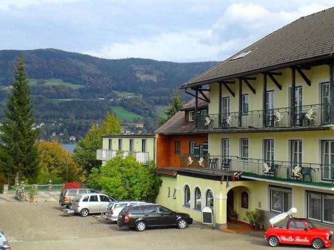 Seegasthof & segelschule weisse taube schwarzindien am mondsee