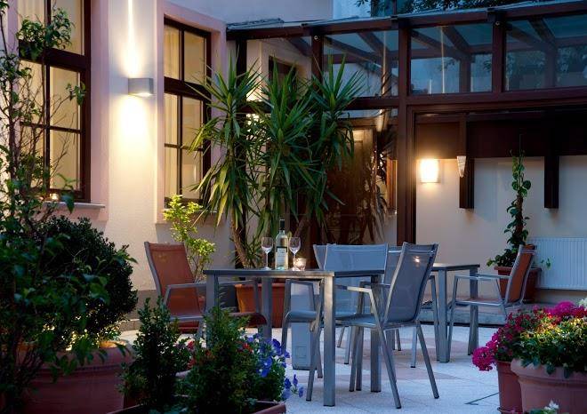 Hotel lucia