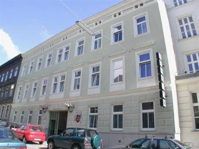 Pension funfhaus