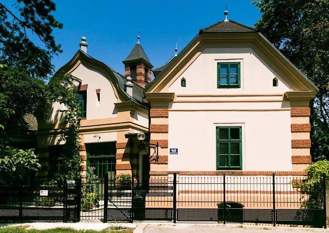 The coachman's residence