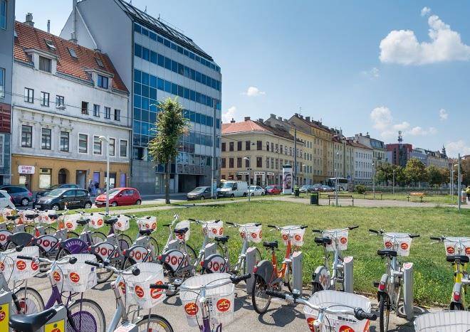 Vienna senator flat langenfeldgasse u4 & u6