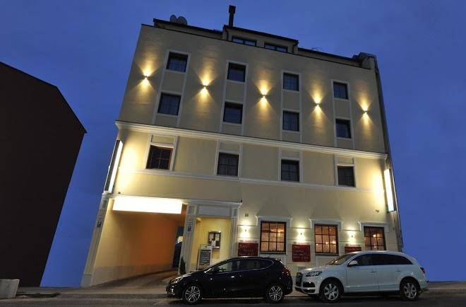 Hotel konig