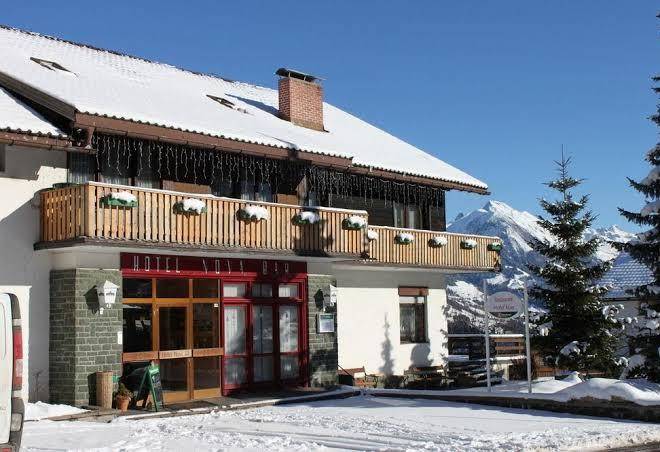 Garni Hotel Nova Image