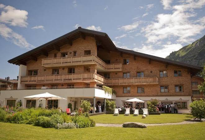 Hotel aurora