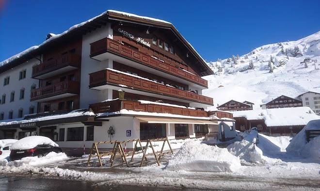 Restaurant & hotel hirlanda