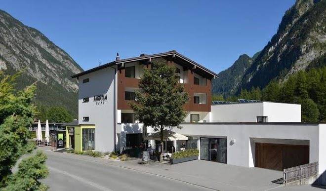 Hotel sarotla