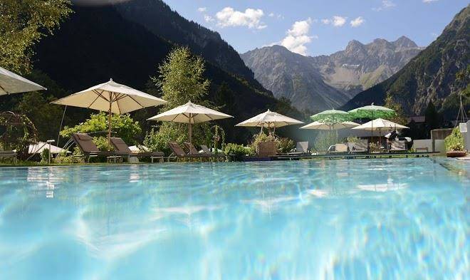 Hotel valavier gmbh