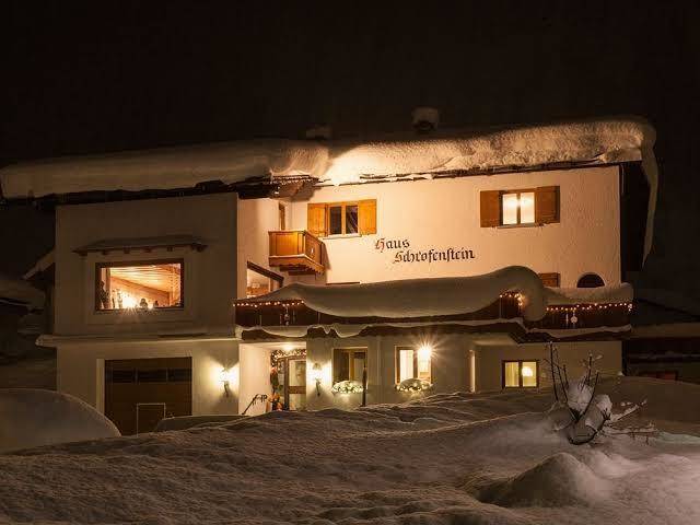 Haus schrofenstein