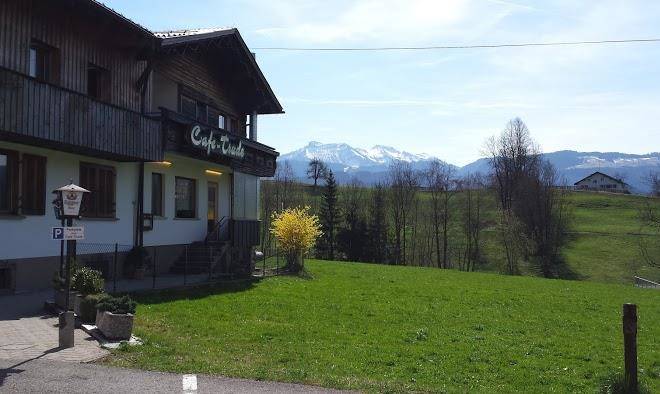 Cafe trude