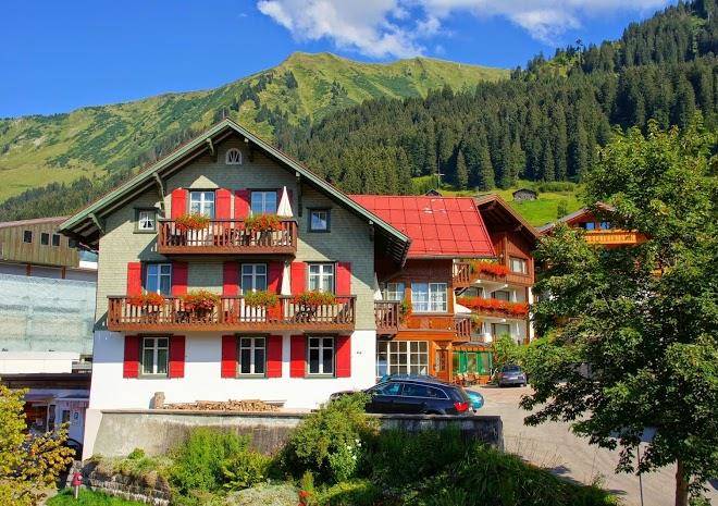 Altes doktorhaus gastehaus und ferienwohnungen familie adomeit