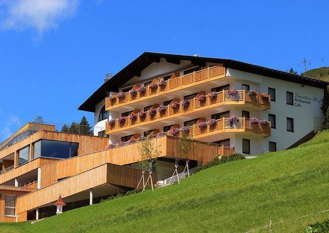 Hotel Damulser Hof Image