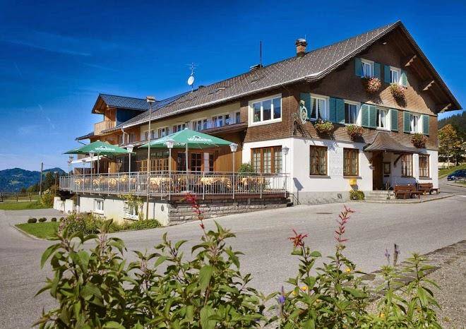 Hotel Der Hirschen Image