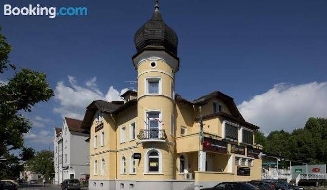 Hotel falken