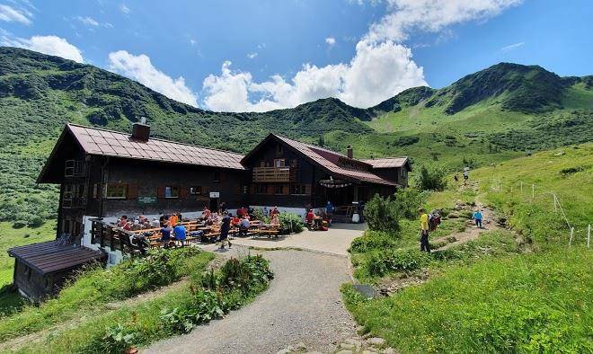 Schwarzwasserhutte