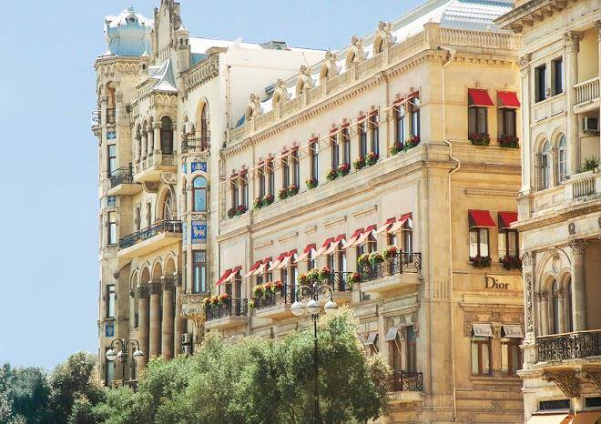 Art gallery hotel