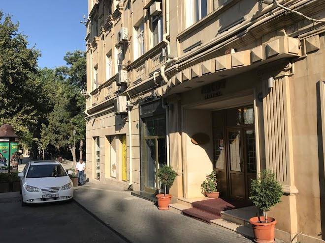 Azcot hotel