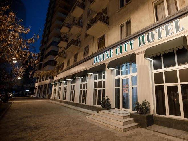 Deluxe city hotel