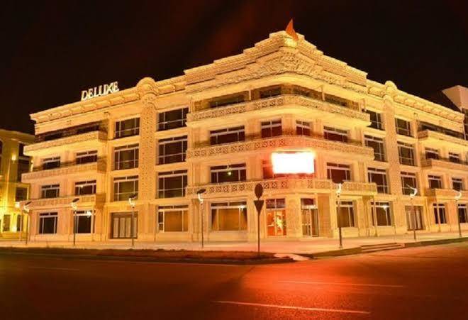 Deluxe hotel